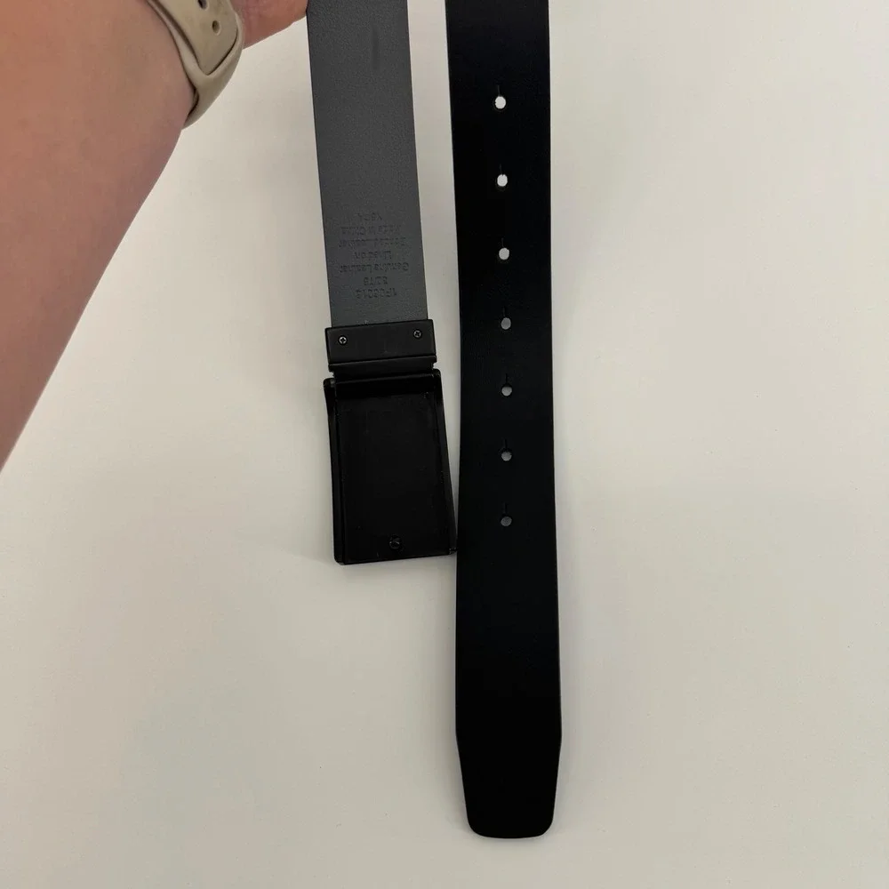 Perry Ellis Smooth Leather Mens Belt 36 Black Plaque Buckle Minimalist Sleek